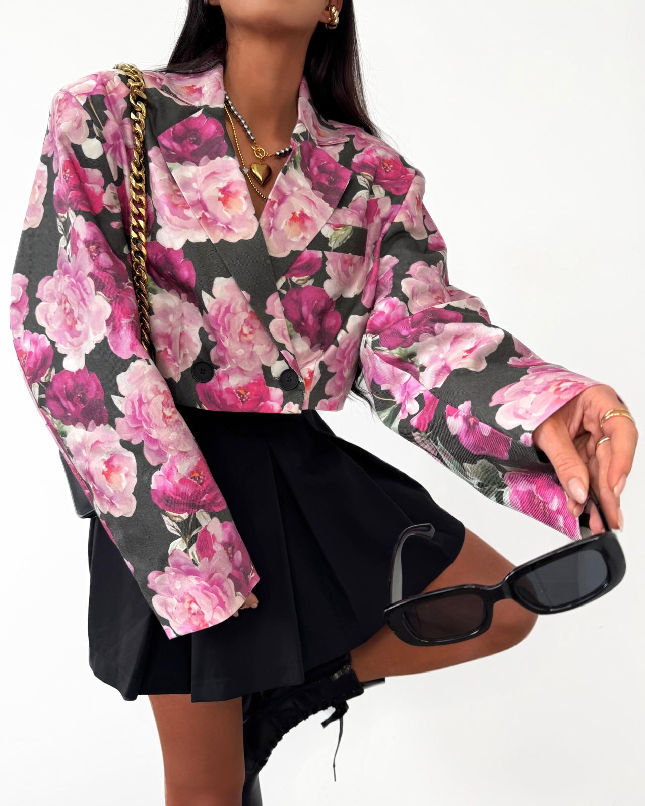 Krótka Marynarka Kwiaty Czerń Róż La Milla