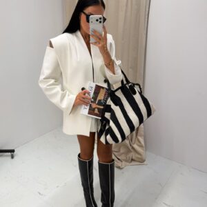 Marynarka Paris z Rozcięciem na Ramionach La Milla Biała